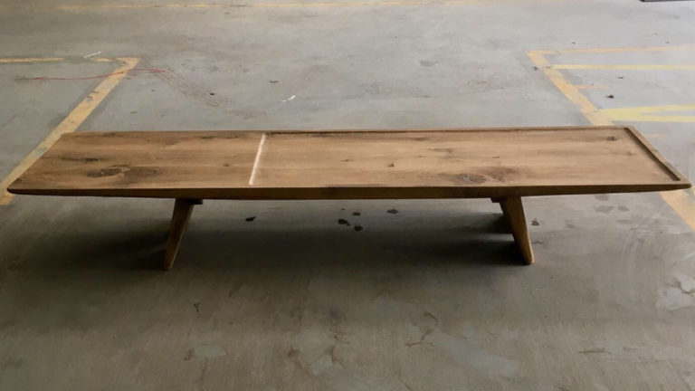 table basse pirogue